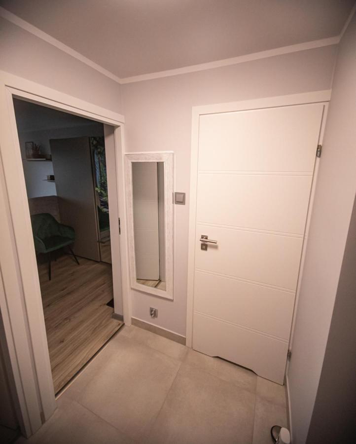 Okno Na Izery Apartment Lesna Exterior photo